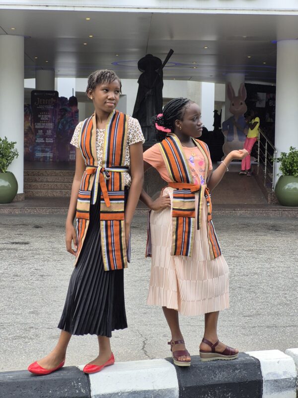 Aso Oke Cape for kids - Image 2